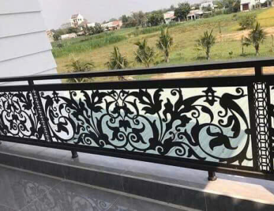 Khung sắt mỹ thuật 