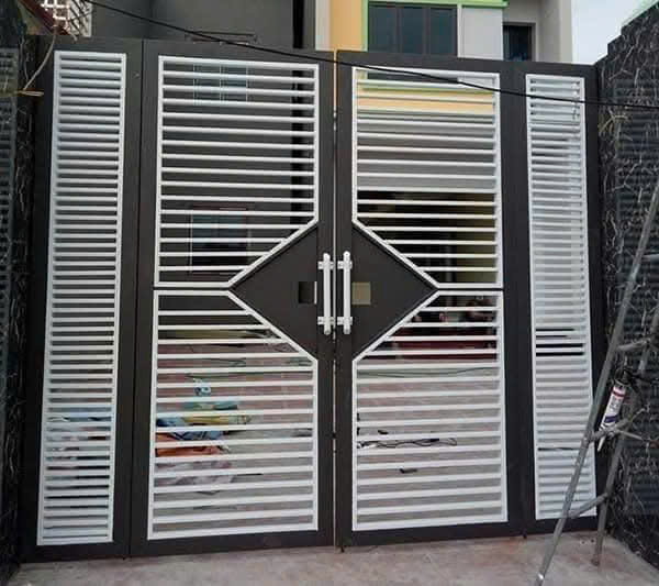 Cổng sắt 2 cánh