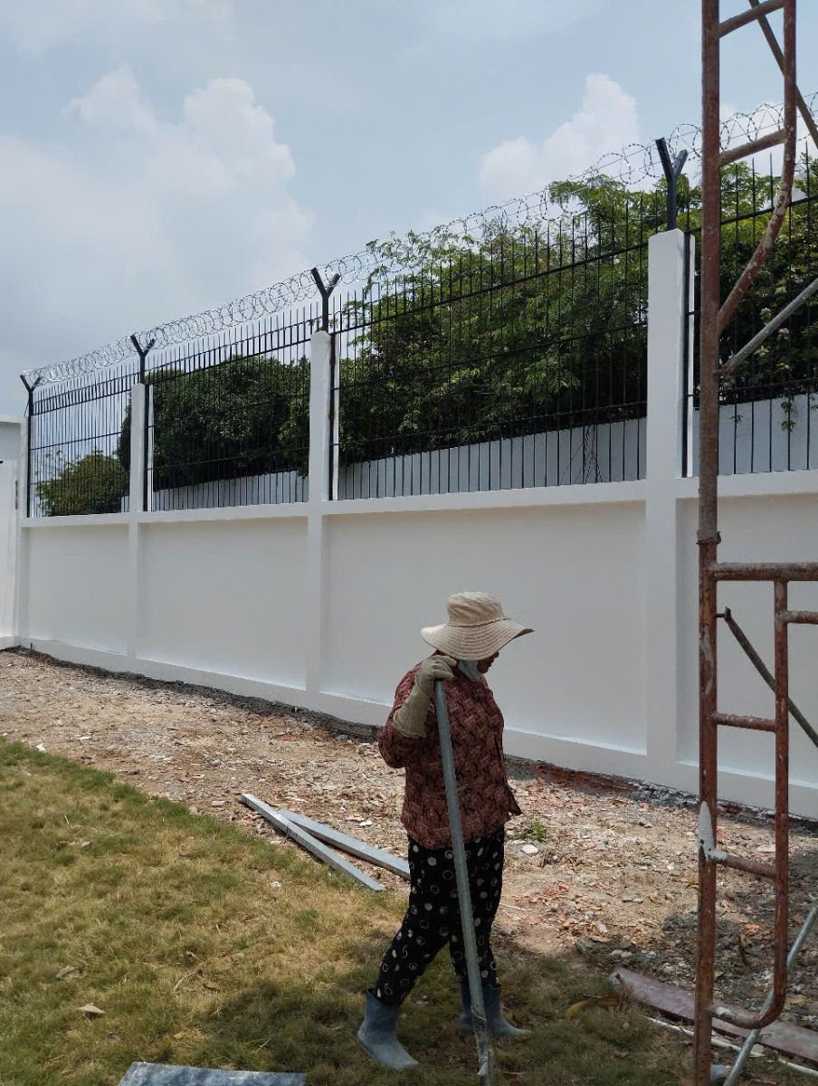 Hàng rào sắt