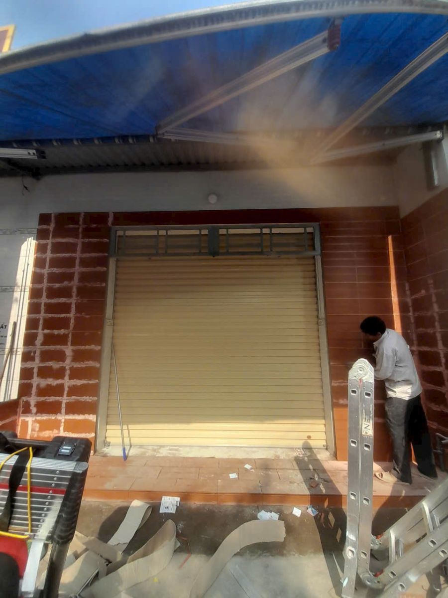Gia công cửa cuốn 1
