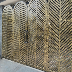 Cửa cổng 4 cánh