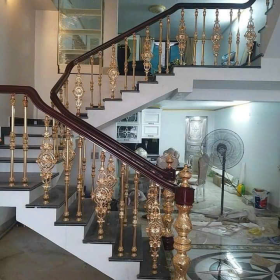 Thi công cầu thang sắt