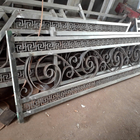 Gia công khung cầu thang 
